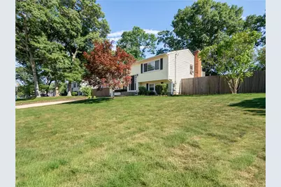 150 Acorn Lane, West Warwick, RI 02893 - Photo 4