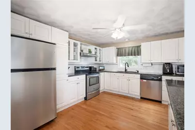150 Acorn Lane, West Warwick, RI 02893 - Photo 8