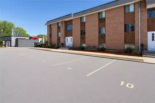 117 John St, Lincoln, RI 02865 - Photo 2
