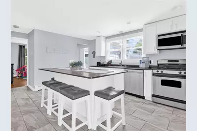 59 N Williams Street, Johnston, RI 02919 - Photo 4
