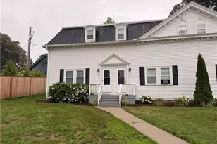 412 Bellevue Ave, Newport, RI 02840 - Photo 2