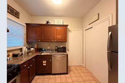 412 Bellevue Avenue #9, Newport, RI 02840 - Photo 12