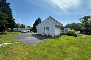 41 Woodland Dr, Portsmouth, RI 02871 - Photo 12