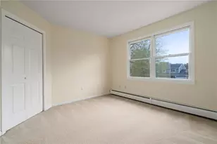 43 Bluegrass Dr, Middletown, RI 02842 - Photo 32