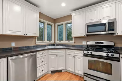 43 Blue Grass Drive, Middletown, RI 02842 - Photo 14