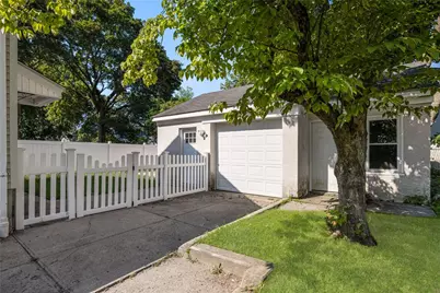 42 Victoria Avenue, Cranston, RI 02920 - Photo 24