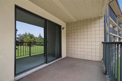 650 East Greenwich Avenue #7-207, West Warwick, RI 02893 - Photo 26