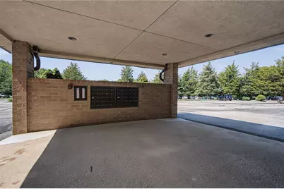 650 East Greenwich Avenue #7-207, West Warwick, RI 02893 - Photo 34