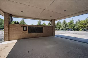 650 E Greenwich Ave, West Warwick, RI 02893 - Photo 34