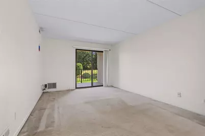 650 East Greenwich Avenue #7-207, West Warwick, RI 02893 - Photo 24