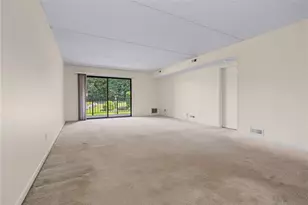 650 E Greenwich Ave, West Warwick, RI 02893 - Photo 6