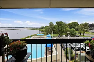400 Narragansett Pkwy, Warwick, RI 02888 - Photo 6