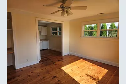 28 Ludlow Road, Middletown, RI 02842 - Photo 6