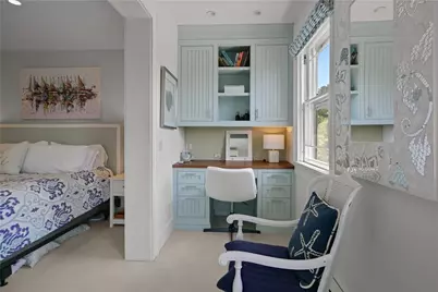 35 Chastellux Avenue #H, Newport, RI 02840 - Photo 30