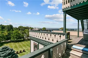 35 Chastellux Ave, Newport, RI 02840 - Photo 34