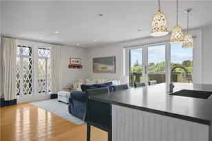 35 Chastellux Ave, Newport, RI 02840 - Photo 14