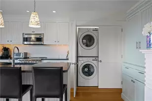 35 Chastellux Ave, Newport, RI 02840 - Photo 18