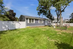 127 Highland Ave, Cumberland, RI 02864 - Photo 1