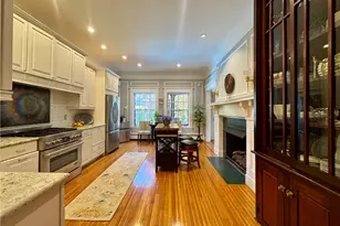 24 Walnut St, Pawtucket, RI 02860 - Photo 8