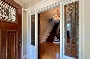 24 Walnut St, Pawtucket, RI 02860 - Photo 4