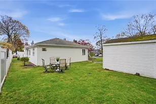 11 Cedar Dr, Bristol, RI 02809 - Photo 26