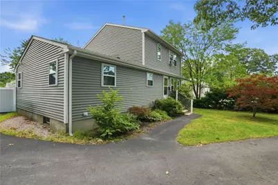 224 Sargent Street, Warwick, RI 02888 - Photo 2