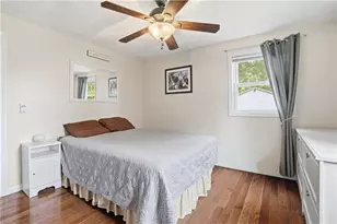 224 Sargent St, Warwick, RI 02888 - Photo 16