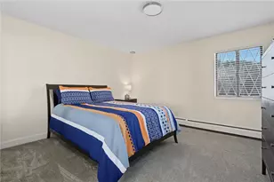 132 Hoffman Ave, Cranston, RI 02920 - Photo 18