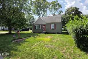 166 Chapmans Ave, Warwick, RI 02886 - Photo 2