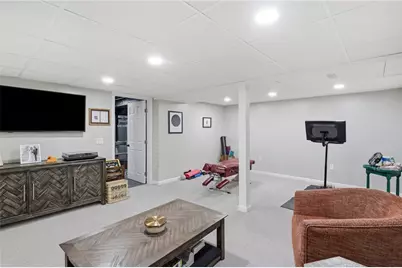 36 Mary Beth Drive, Warwick, RI 02886 - Photo 18