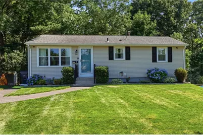 36 Mary Beth Drive, Warwick, RI 02886 - Photo 2