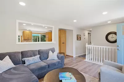 36 Mary Beth Drive, Warwick, RI 02886 - Photo 6