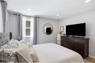 36 Mary Beth Drive, Warwick, RI 02886 - Photo 12