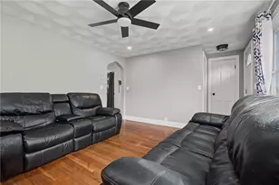 1349 W Shore Rd, Warwick, RI 02889 - Photo 12