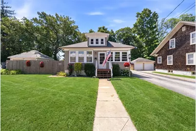 4 Oak Street, West Warwick, RI 02893 - Photo 2