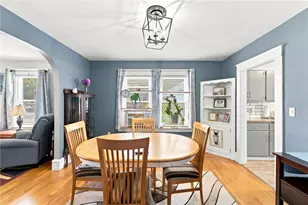 4 Oak St, West Warwick, RI 02893 - Photo 10
