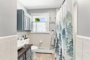 4 Oak St, West Warwick, RI 02893 - Photo 26