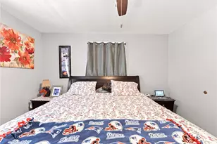 4 Oak St, West Warwick, RI 02893 - Photo 24