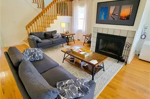 9 Narragansett Ave, Newport, RI 02840 - Photo 1