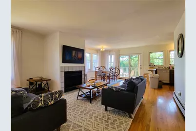 9 Narragansett Avenue #3, Newport, RI 02840 - Photo 2
