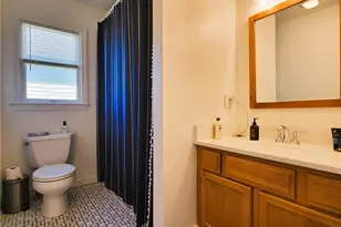 9 Narragansett Ave, Newport, RI 02840 - Photo 14
