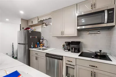 64 Duncan Avenue, Providence, RI 02906 - Photo 28