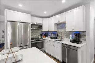 64 Duncan Ave, Providence, RI 02906 - Photo 6