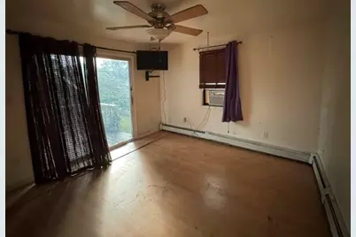 114 Earl Avenue, East Providence, RI 02915 - Photo 10