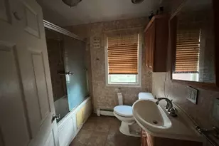 114 Earl Ave, East Providence, RI 02915 - Photo 14