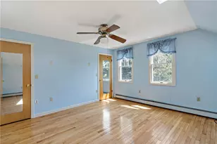 813 S Rd, South Kingstown, RI 02879 - Photo 20