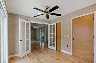813 S Rd, South Kingstown, RI 02879 - Photo 14
