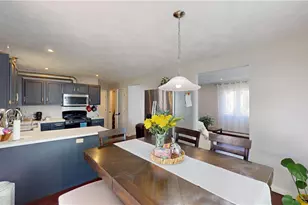 27 Hidden Valley Ln, Lincoln, RI 02865 - Photo 10