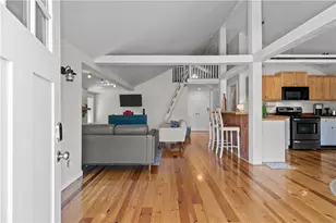 1024 Anthony Rd, Portsmouth, RI 02871 - Photo 2