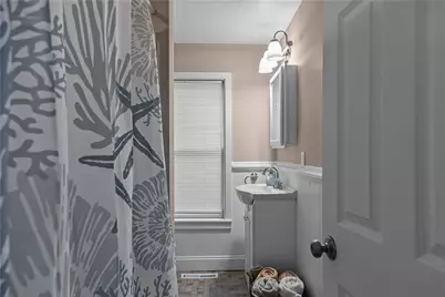 1024 Anthony Road, Portsmouth, RI 02871 - Photo 10